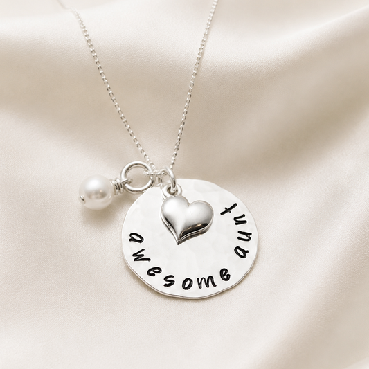 Awesome Aunt Necklace