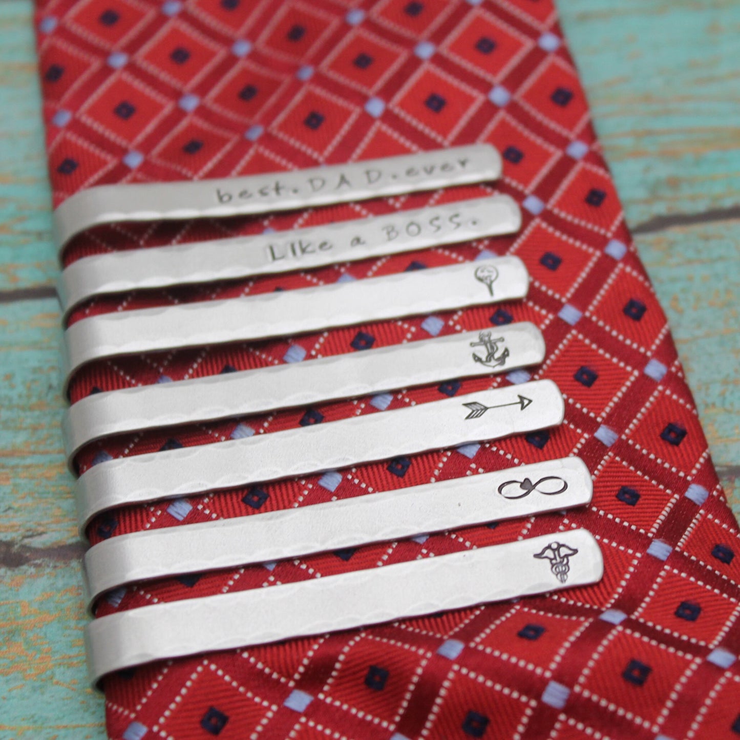 Personalized Men's Tie Clip Silver, Father's Day Gift, Best Dad Ever Tie Bar, Groomsmen Gift. Gifts for Him, Hand Stamped Personalized