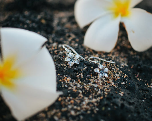 Cute Plumeria Earrings, Sterling Silver Plumeria Flower Earrings, Hawaii Flower Jewelry, Hawaii Earrings, Mother's Day Gift, Gifts for Her