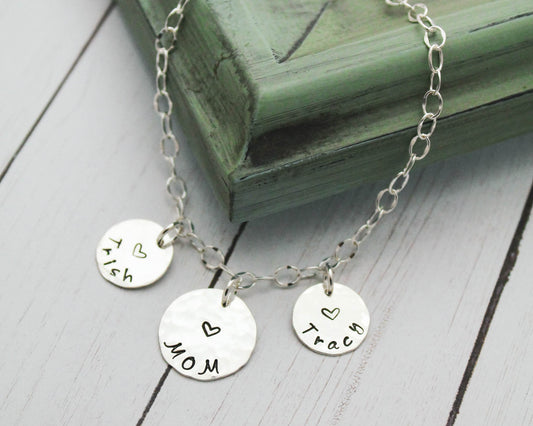Personalized Mommy or Grandma Charm Bracelet, Sterling Silver Mother Charm Bracelet, Mother's Day Gift, Gifts for Her, Hand Stamped