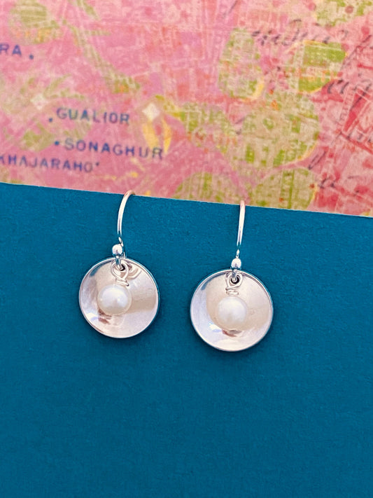 Pearl Disc Earrings, Freshwater Pearl Earrings, White Pearl Earrings, Silver and Pearl Earrings, Bridesmaid Earrings, Sterling Silver Pearls