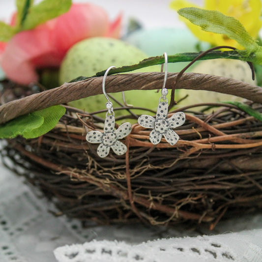 Cute Daisy Earrings, Sterling Silver Daisy Flower Earrings, Spring Flower Jewelry, Rustic Flower Earrings, Mother's Day Gift, Gifts for Her