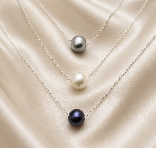 Floating Pearl Necklace,