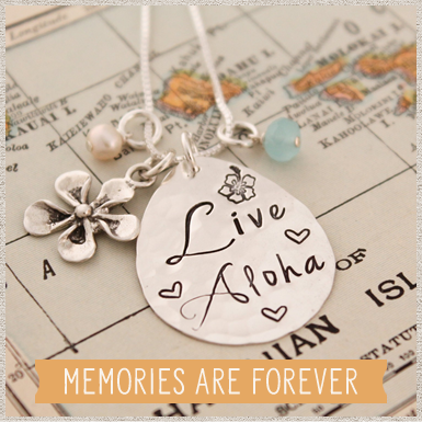 personalized necklaces for mom