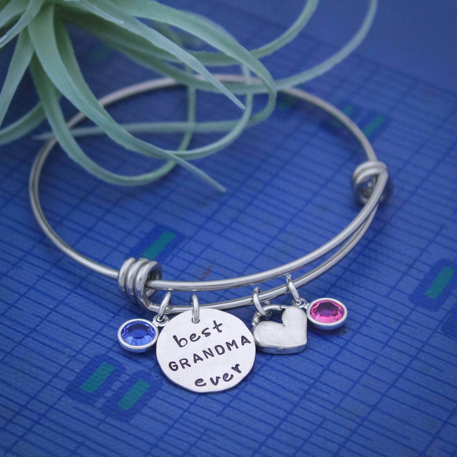 Personalized Best Grandma Ever Bracelet, Best Mom Ever Bangle, Grandmother Bracelet, Mother Bracelet, Mother's Day Gift,Hand Stamped Jewelry