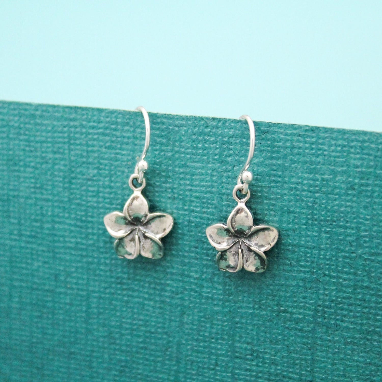 Cute Plumeria Earrings, Sterling Silver Plumeria Flower Earrings, Hawaii Flower Jewelry, Hawaii Earrings, Mother's Day Gift, Gifts for Her