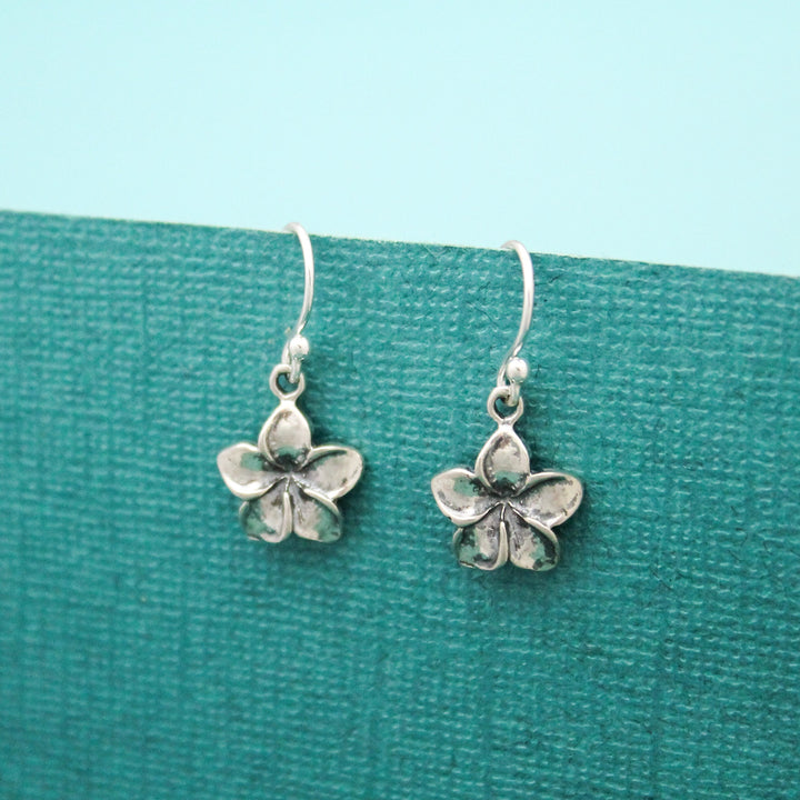 Cute Plumeria Earrings, Sterling Silver Plumeria Flower Earrings, Hawaii Flower Jewelry, Hawaii Earrings, Mother's Day Gift, Gifts for Her