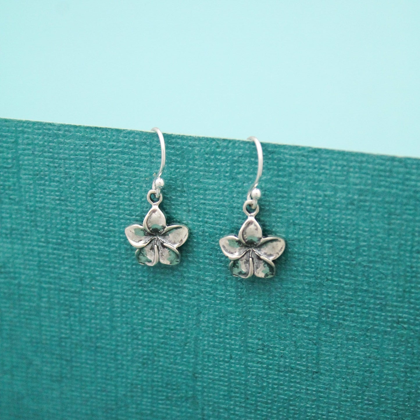 Cute Plumeria Earrings, Sterling Silver Plumeria Flower Earrings, Hawaii Flower Jewelry, Hawaii Earrings, Mother's Day Gift, Gifts for Her