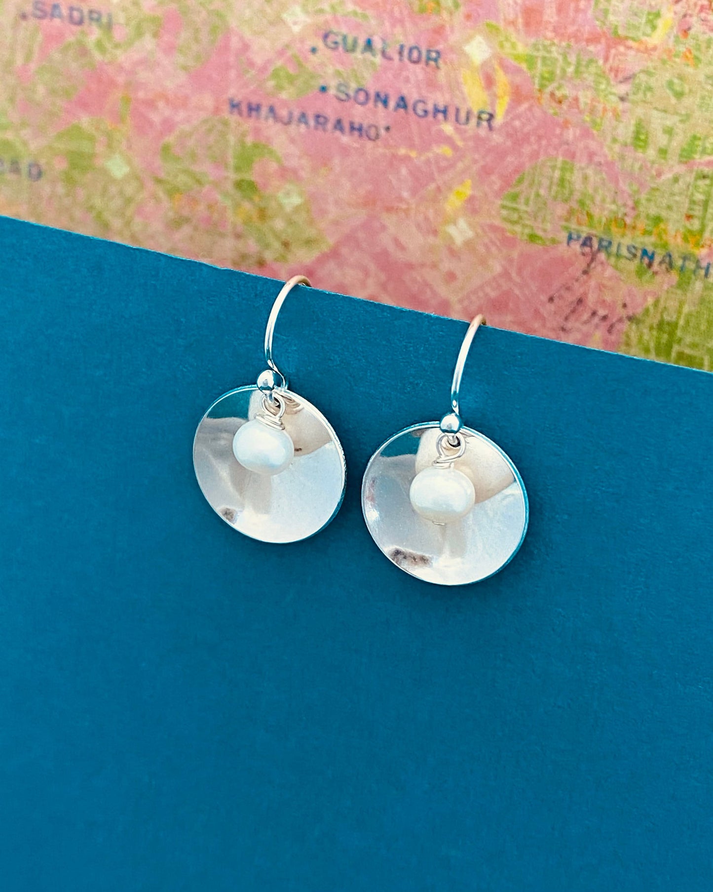Pearl Disc Earrings, Freshwater Pearl Earrings, White Pearl Earrings, Silver and Pearl Earrings, Bridesmaid Earrings, Sterling Silver Pearls